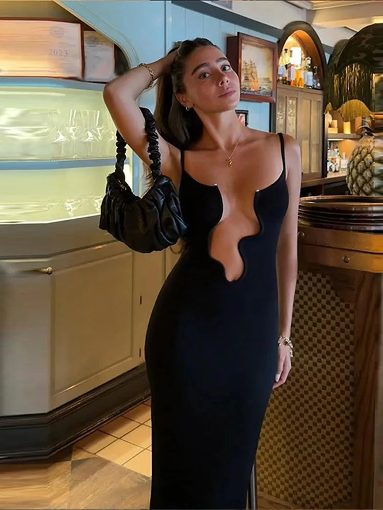 שמלת מקסי חוף מחשוף מעוצב עמוק - אריאל