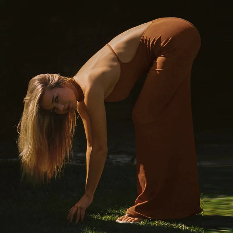 שמלת מקסי קולר סרוגה בעיטור פרח גב פתוח - Amalia