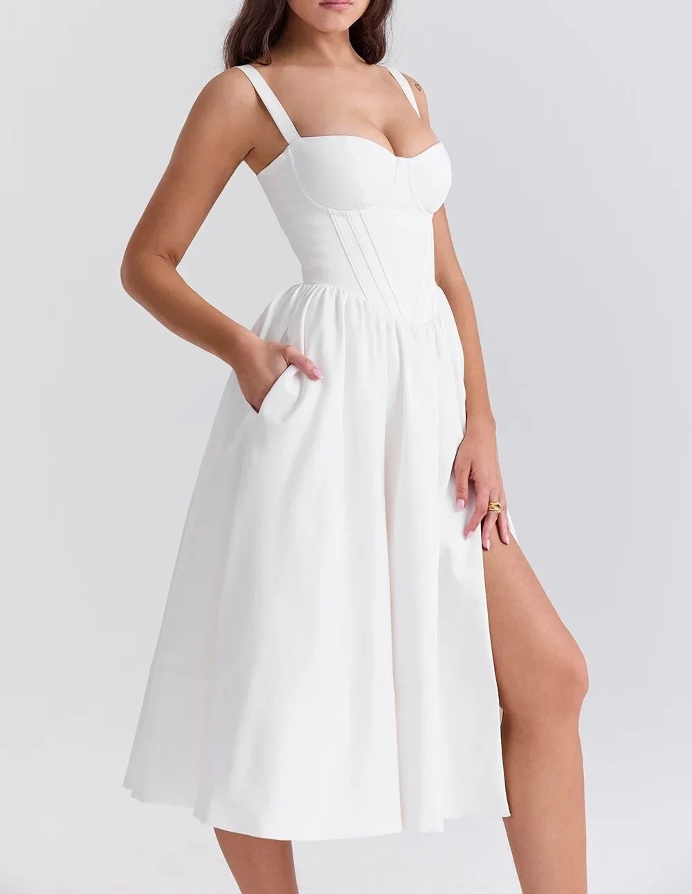 שמלת מידי בגזרת A בעיטור שסע - Paloma