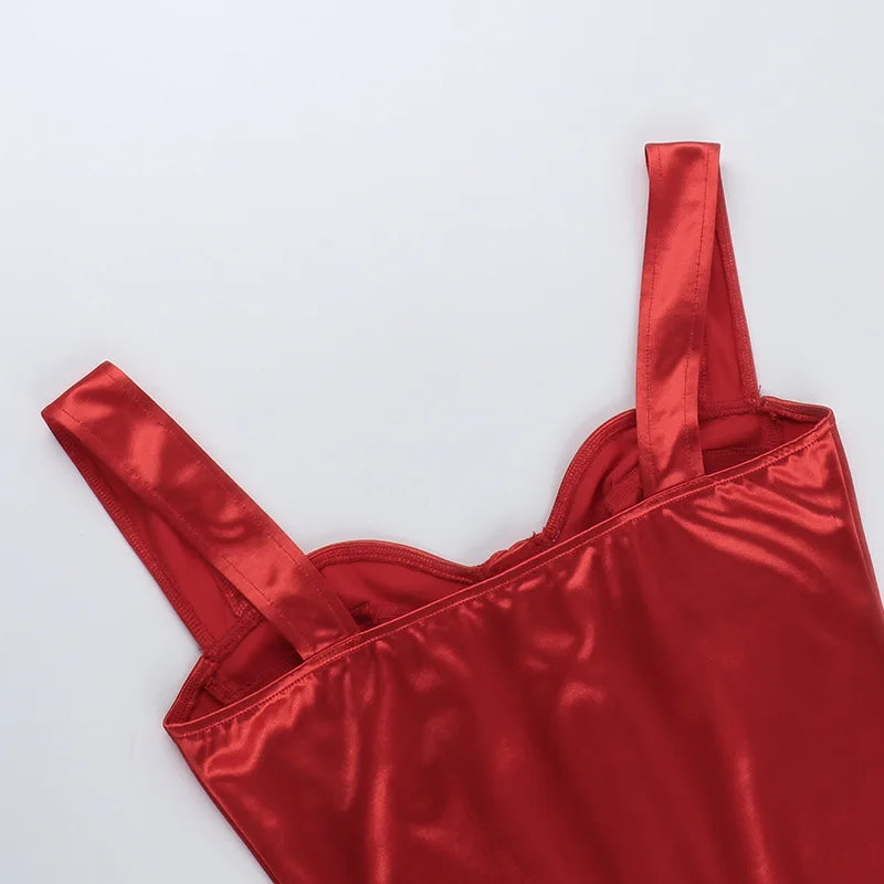 קרופ טופ סאטן בעיטור כפתורים - סיינה