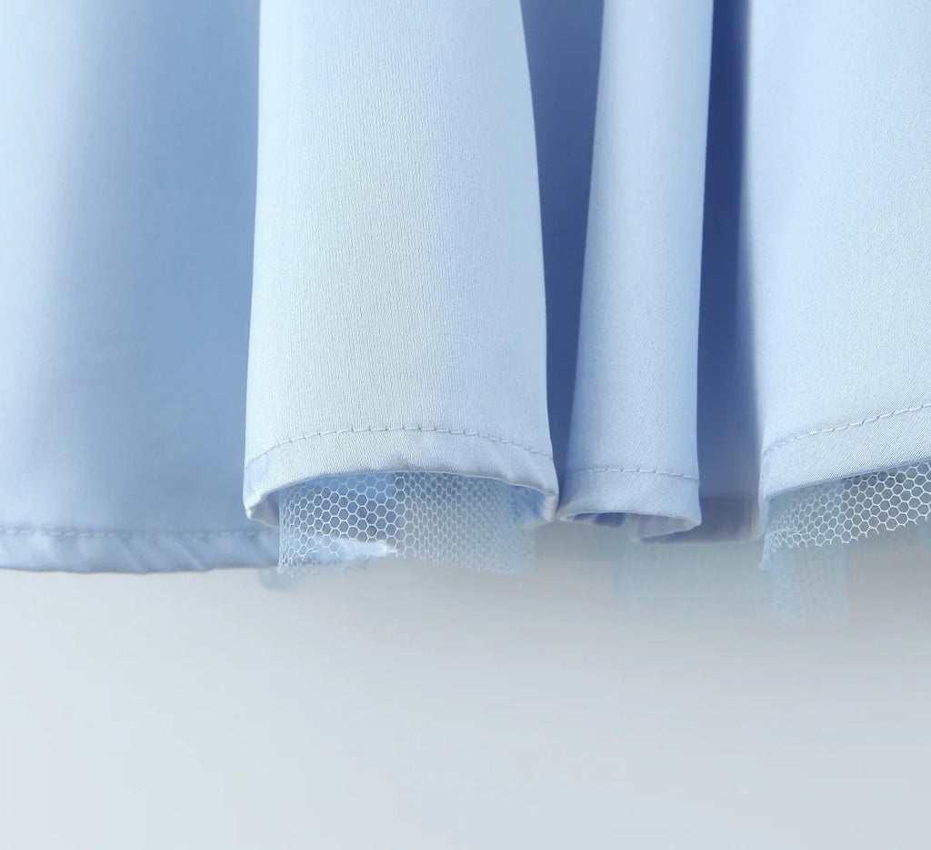 שמלת מיני סאטן בגזרת A בעיטור טול - Julissa