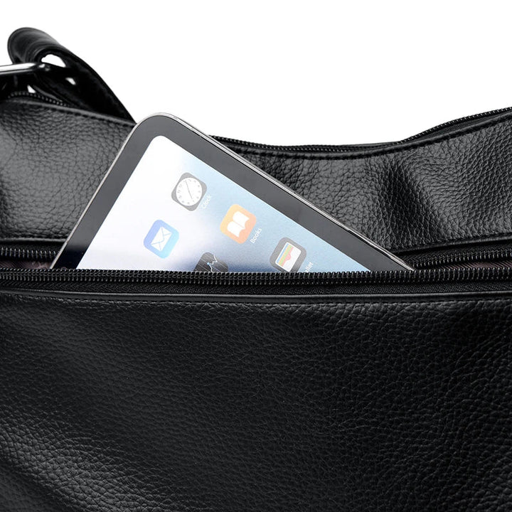 Leather bag with comfortable design - various storage compartments