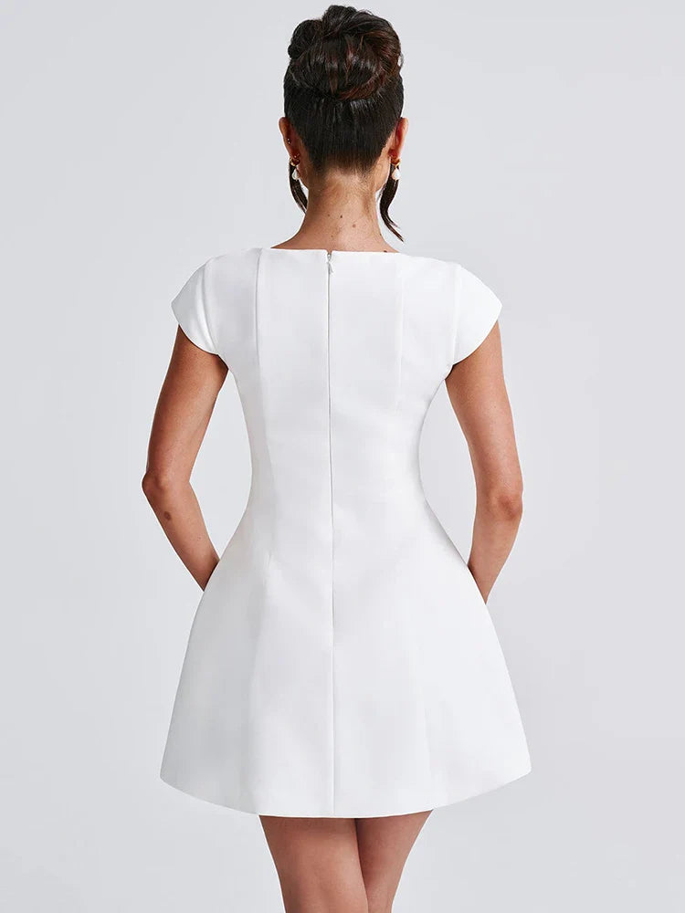 שמלת מיני בגזרת A סטייל OLD MONEY - נארה