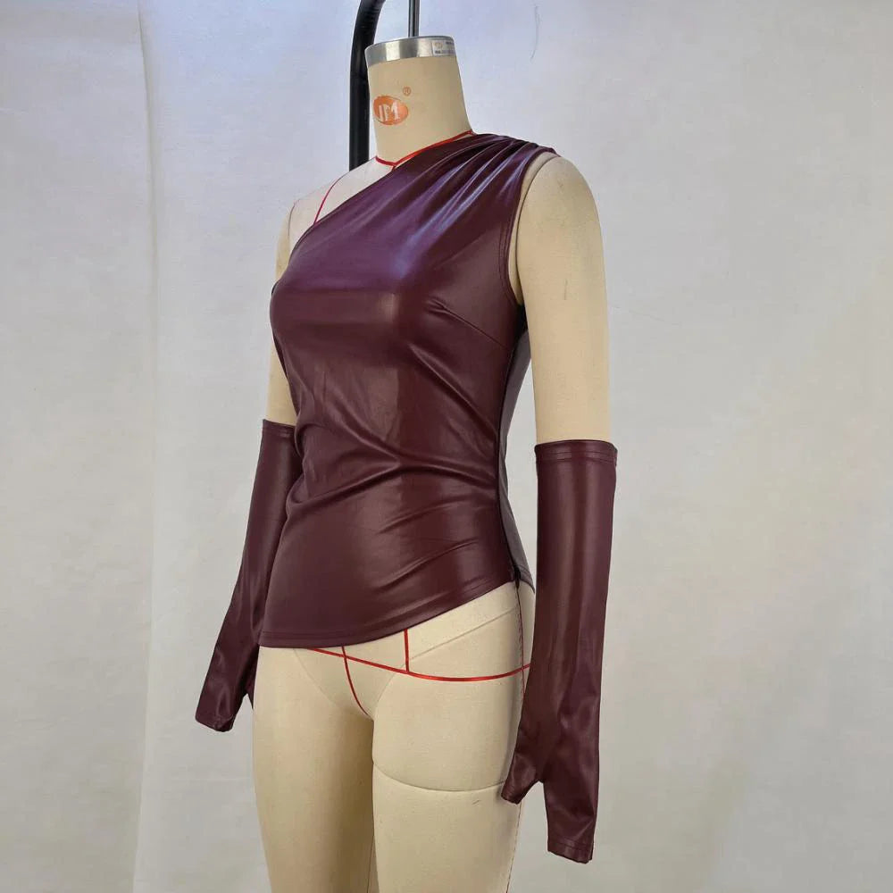 טופ דמוי עור כתפייה אחת בעיטור כפפות תואמות - סול