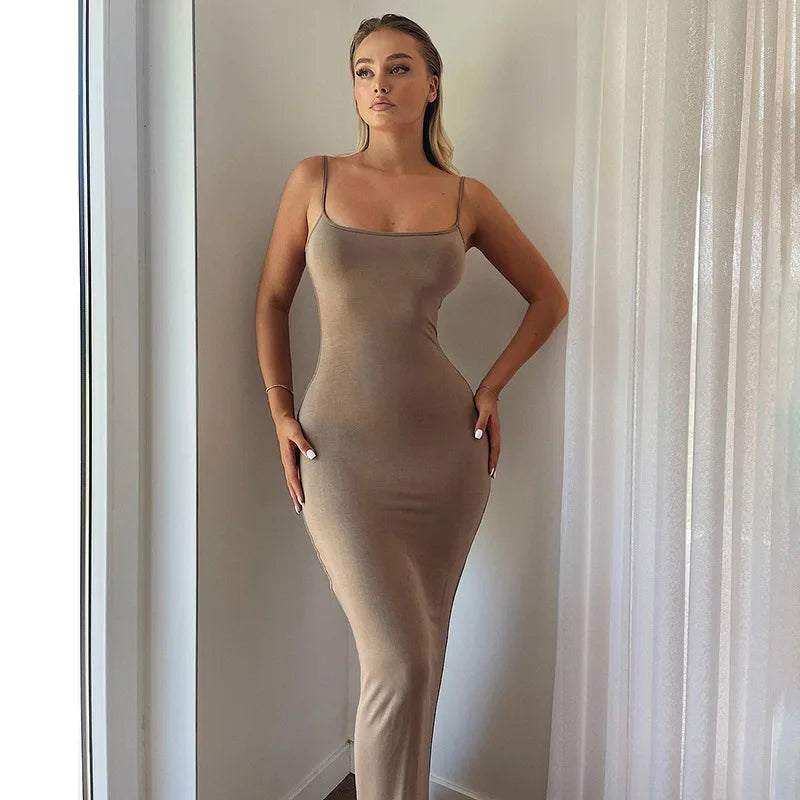 שמלת מקסי צמודה - אניטה