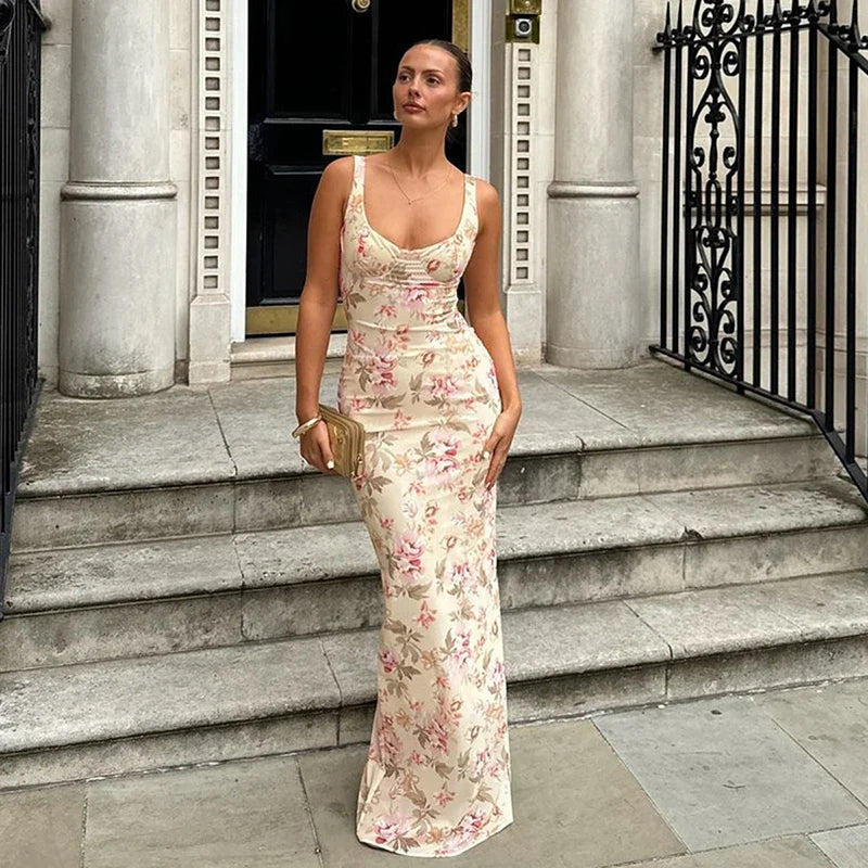 שמלת מקסי פרחונית צמודה גב פתוח - פליסיה