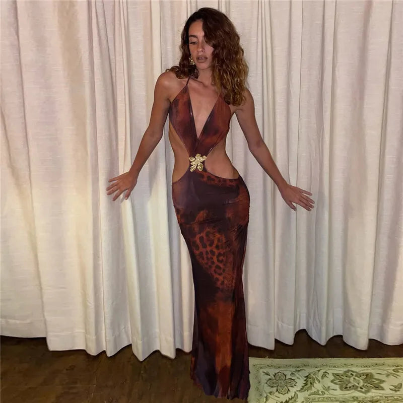 שמלת מקסי בעיצוב הדפס מיוחד בעיטור אבזם פרח - איירס