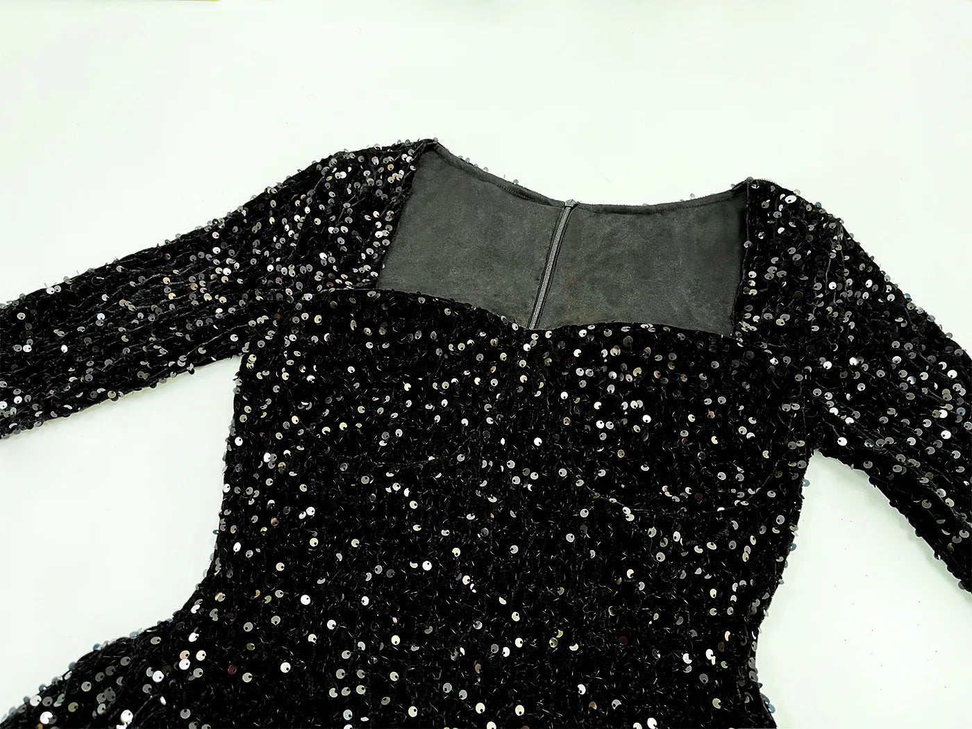 שמלת מיני פייטים מנצנצת - אורסולה