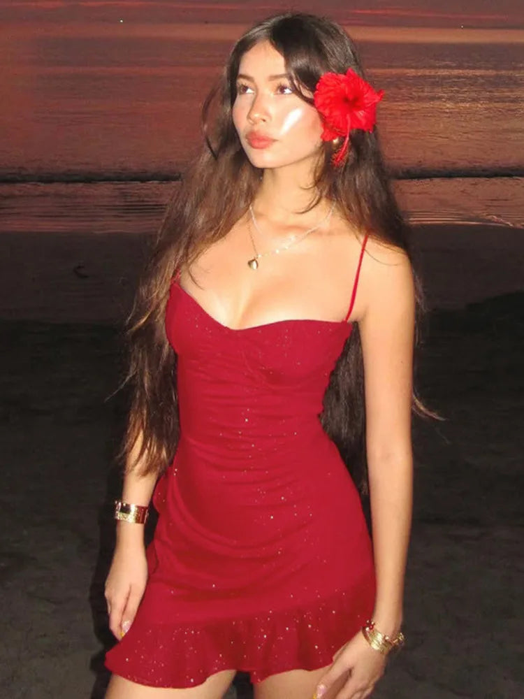 שמלת מיני נצנצים בעיצוב אסימטרי בעיטור מלמלה - קסם