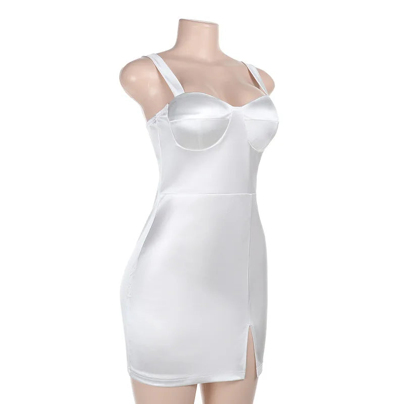 שמלת מיני סאטן בעיטור שסע - אנט