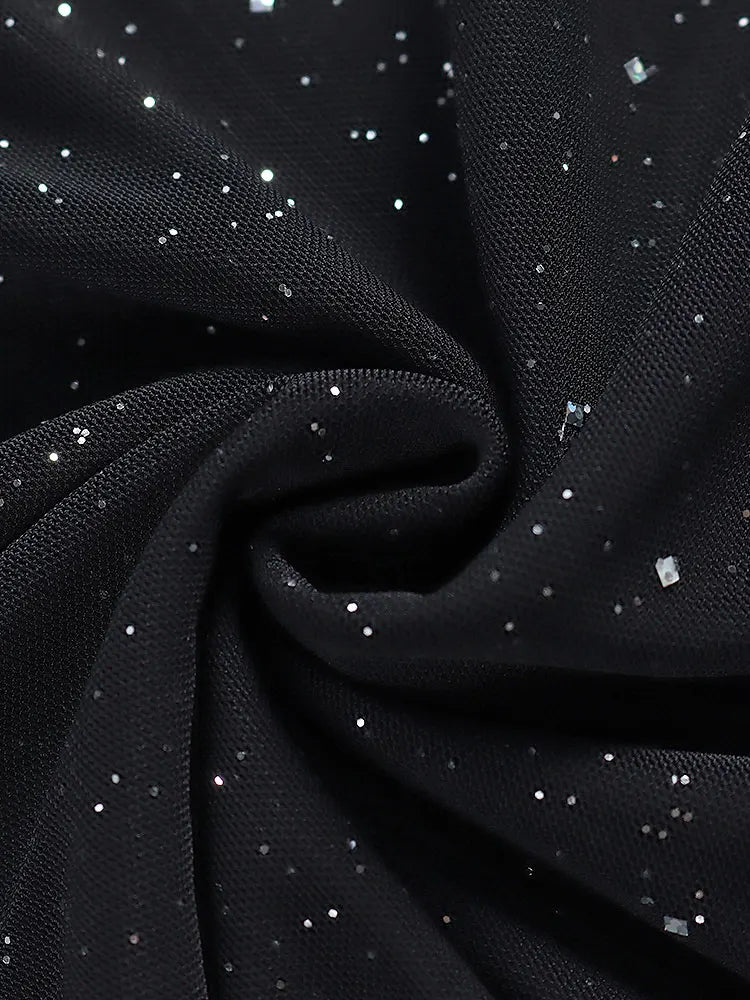 שמלת מיני נצנצים בעיצוב כתפיים חשופות ושרוולי רשת - Barbara