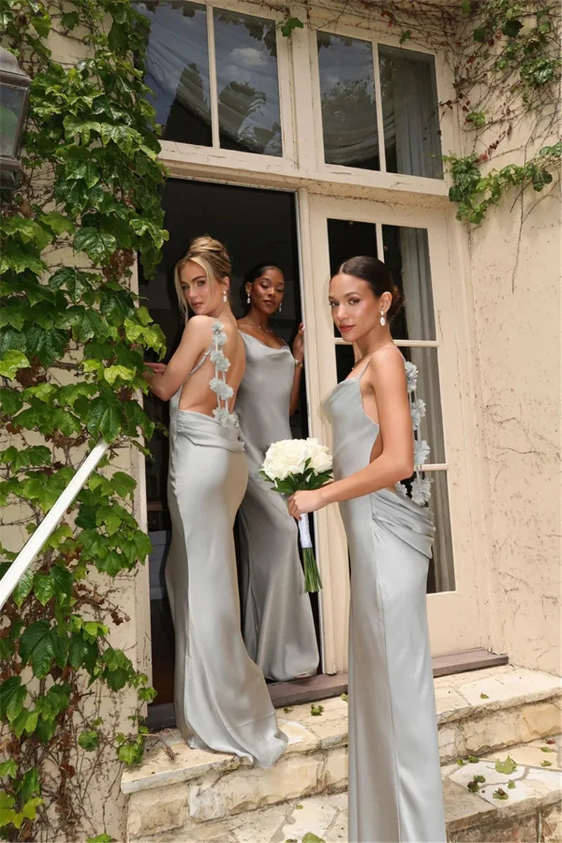 שמלת מקסי סאטן בעיטור רצועות פרחים בגב - ולנסיה