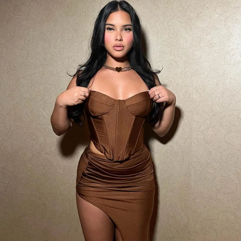 סט שני חלקים מבריק קרופ טופ מחוך וחצאית מקסי שסע עמוק - אריאן