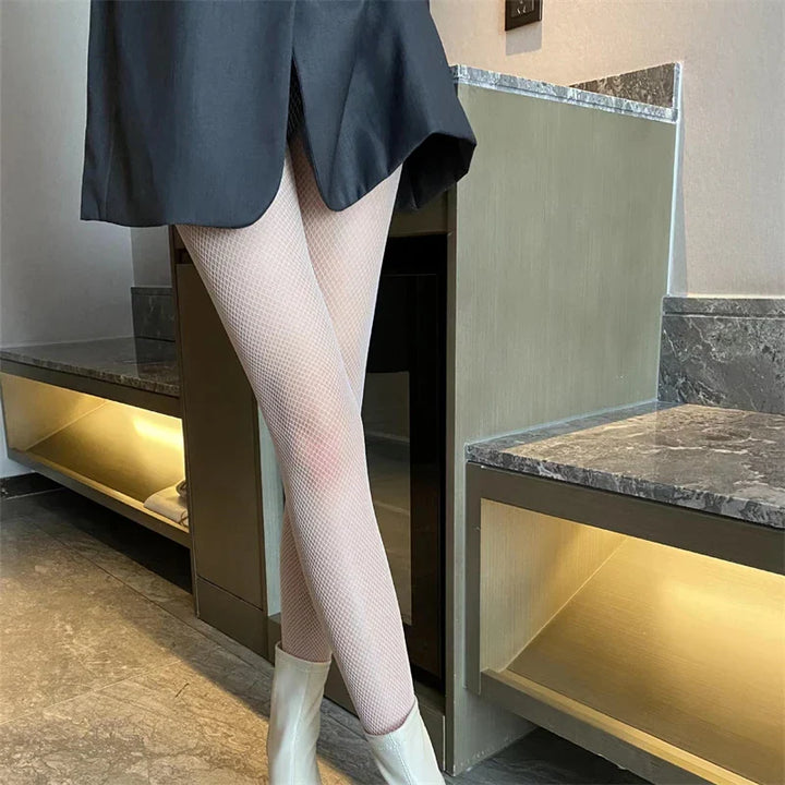Tights in a variety of textures and shades: lace / hearts / bows / butterflies / mesh / sequins / stars