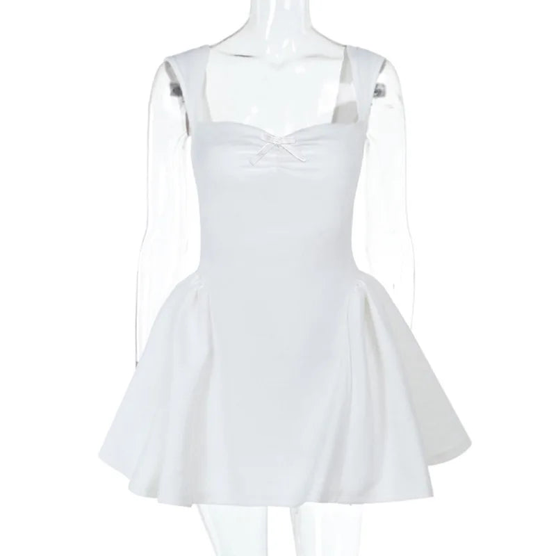 שמלת מיני בגזרת A בסגנון בובתי - Ellis