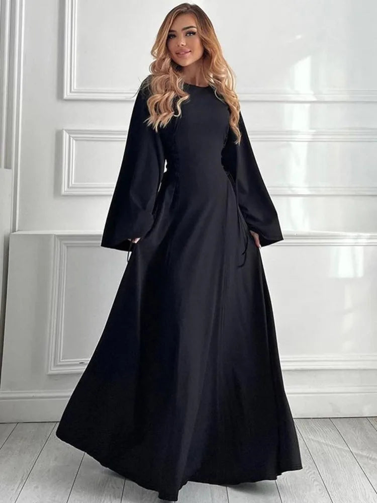 שמלת מקסי סרוגה צנועה בגזרת A קשירות במותן - לירי