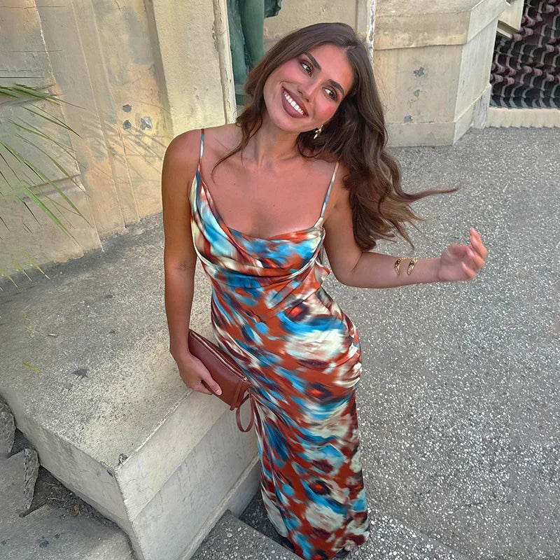 שמלת מקסי סאטן בעיצוב צבעוני - Skylar