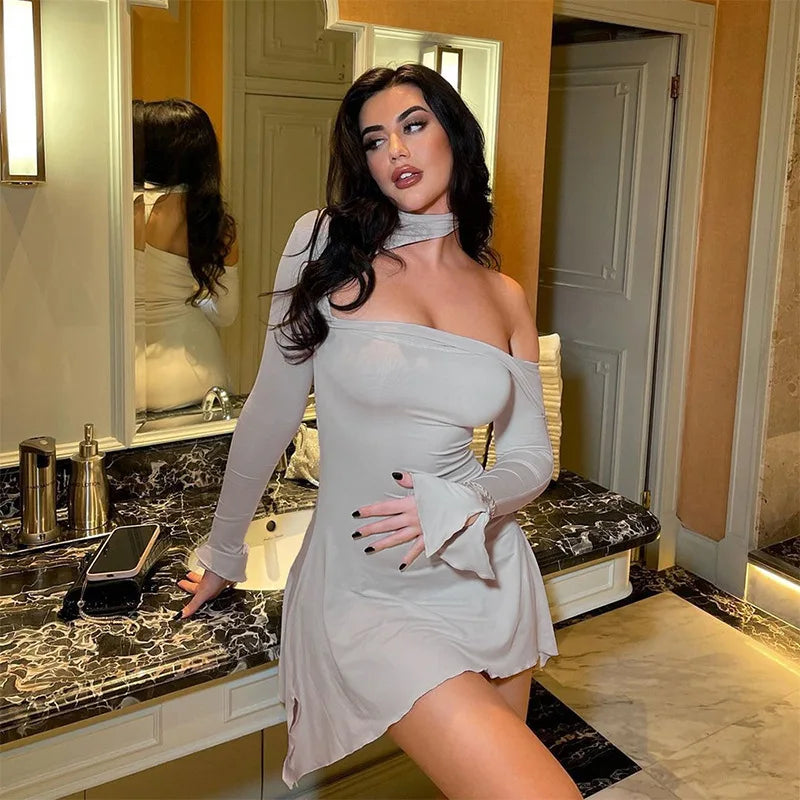 שמלת מיני אסימטרית קולר - זויה