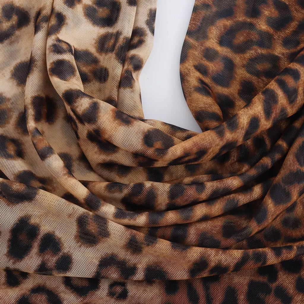 שמלת מקסי שיפון מנומרת בעיצוב צווארון נופל - טיירה