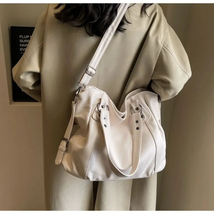 Retro design faux leather bag