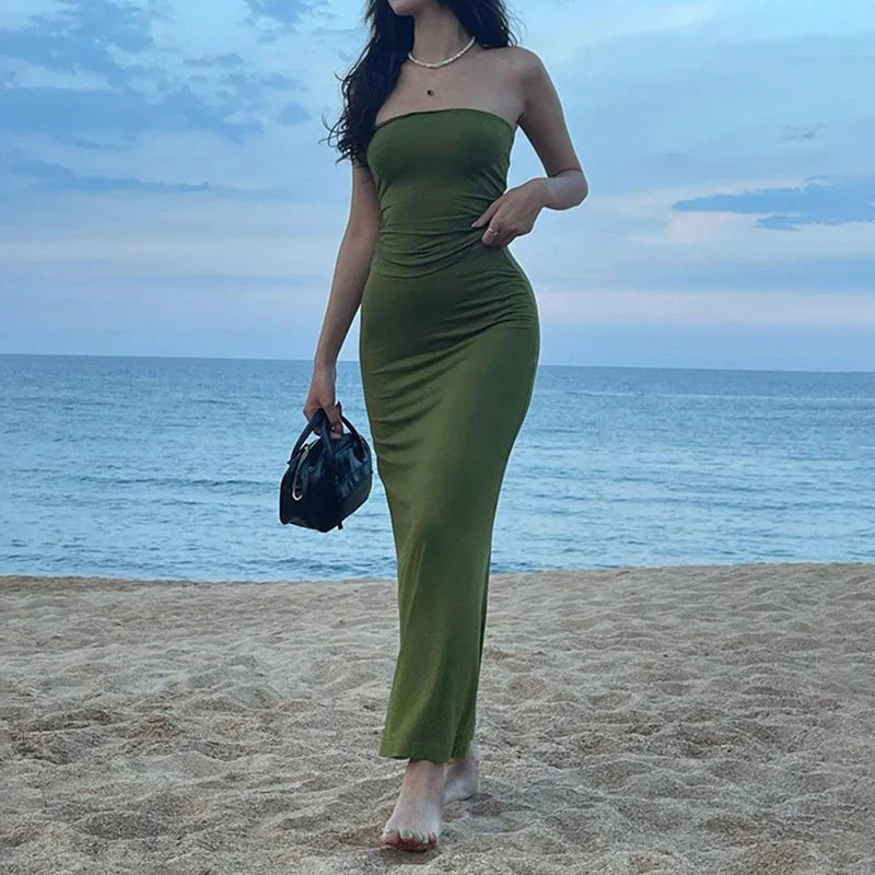 שמלת מקסי סטרפלס צמודה בגזרת בת ים - ילין