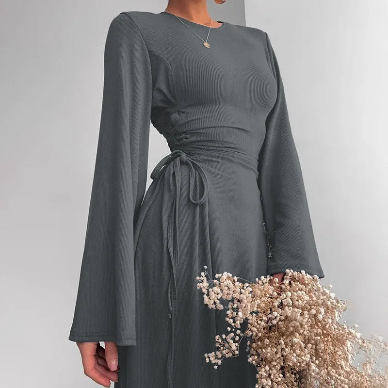 שמלת מקסי סרוגה צנועה בגזרת A קשירות במותן - לירי