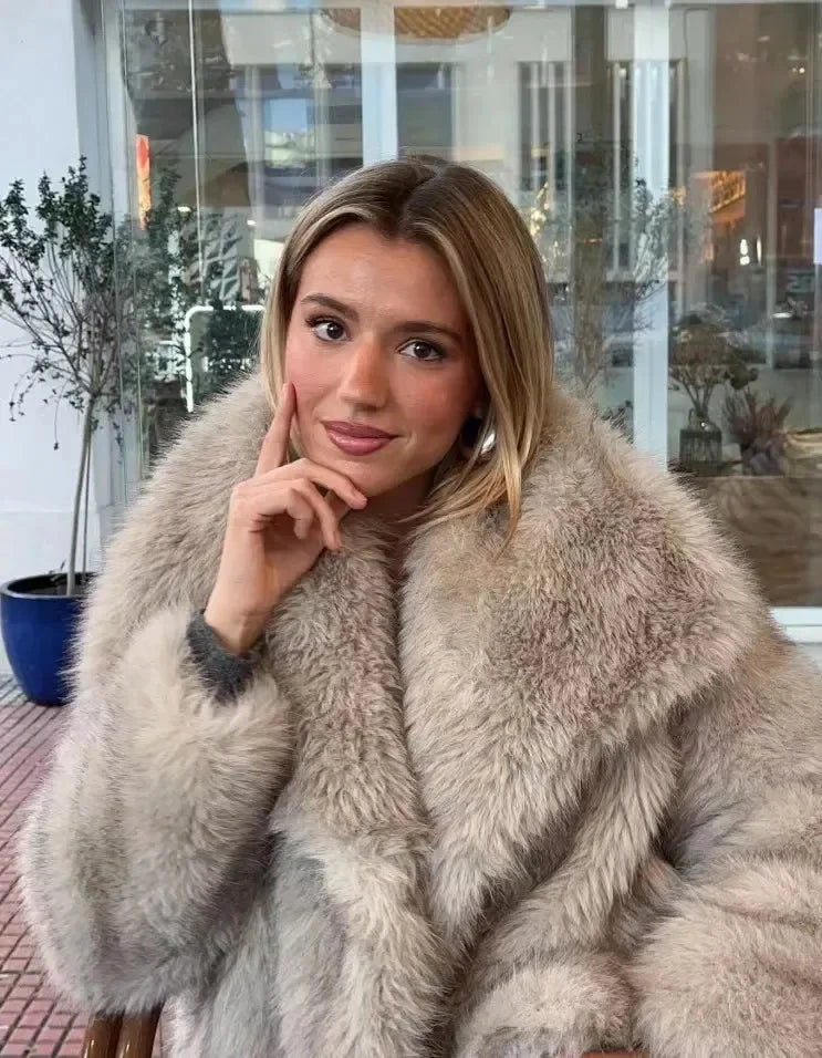 מעיל פרווה - רירי