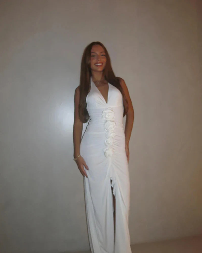 שמלת מקסי כיווצים בעיטור אפליקציות פרחים בעיצוב שסע קדמי - Monroe