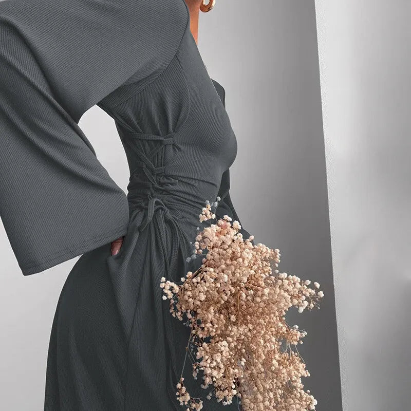 שמלת מקסי סרוגה צנועה בגזרת A קשירות במותן - לירי