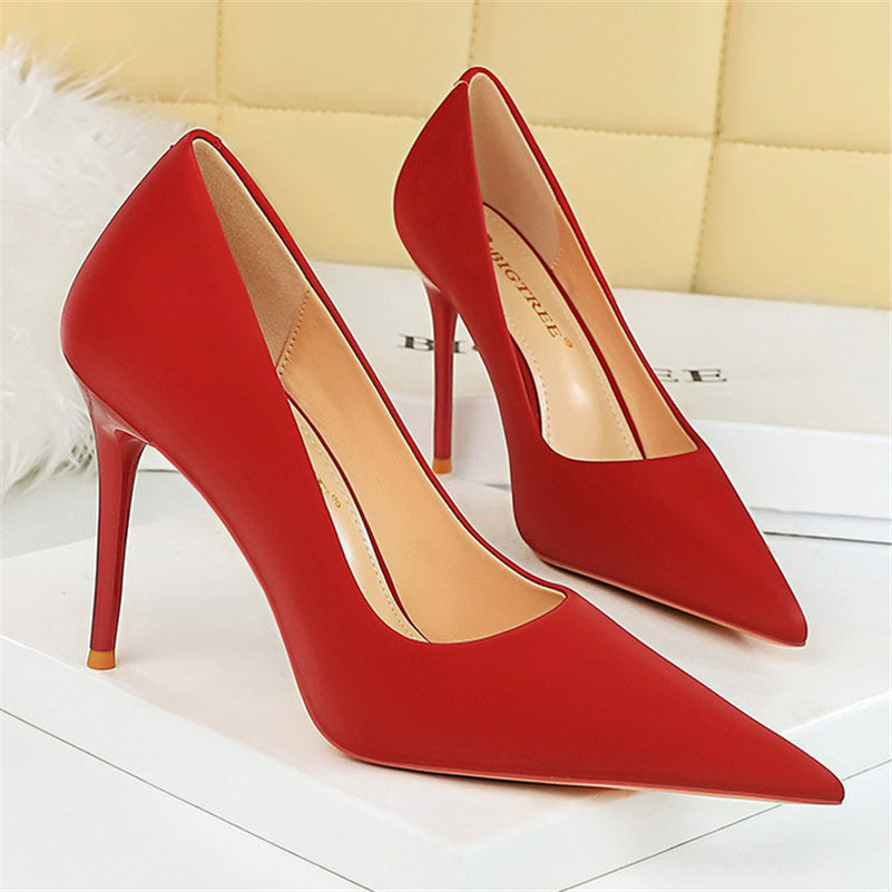 נעלי עקב שפיץ סאטן - מריסה