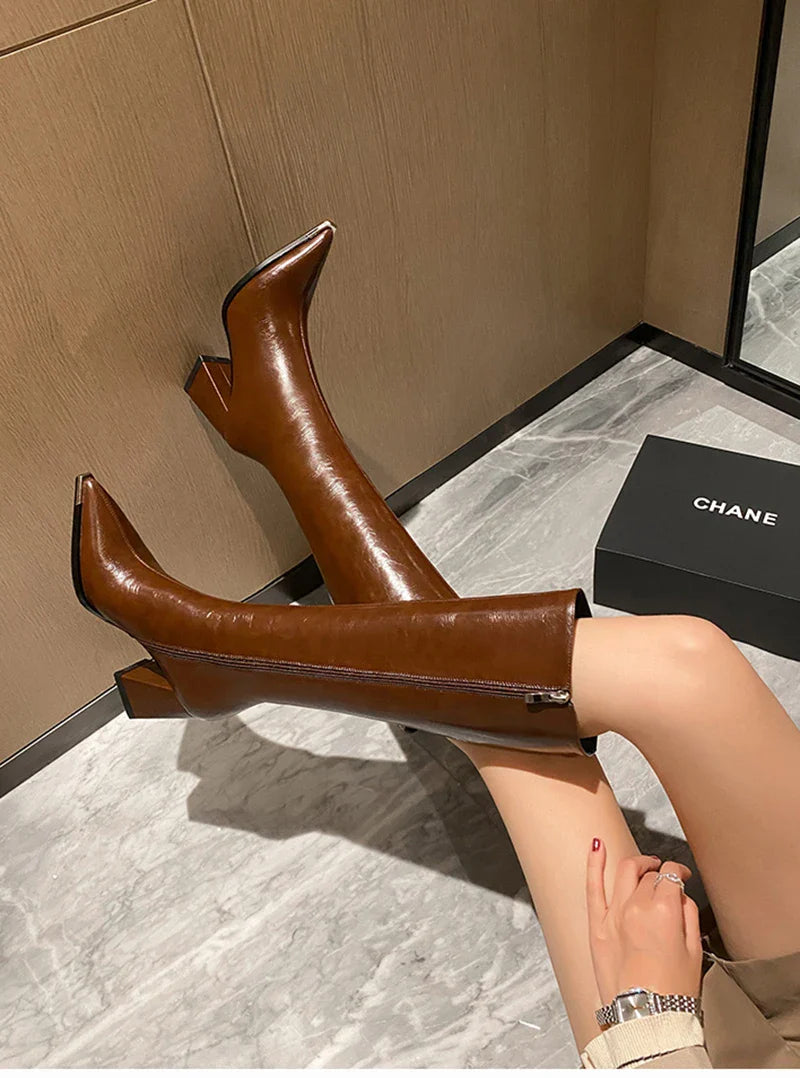 מגפי עקב דמוי עור גבוהים - סאלי