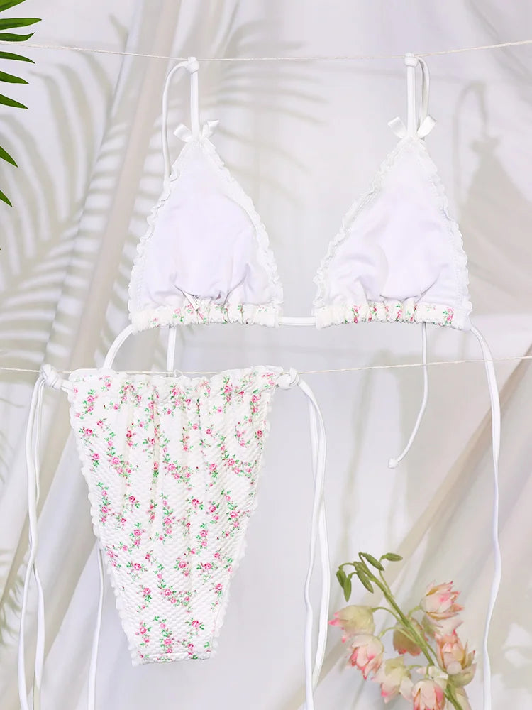 בגדי ים ביקיני במגוון דוגמאות קיציות - ננסי