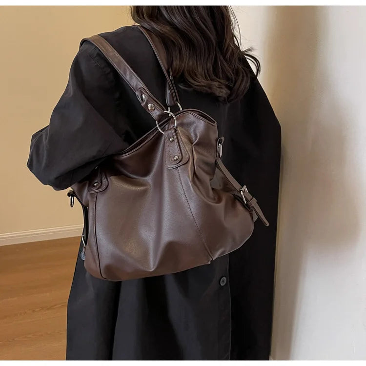 Retro design faux leather bag