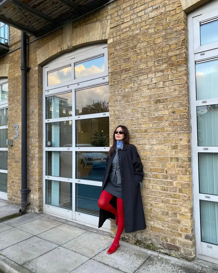 Opaque / sheer tights in a variety of colors