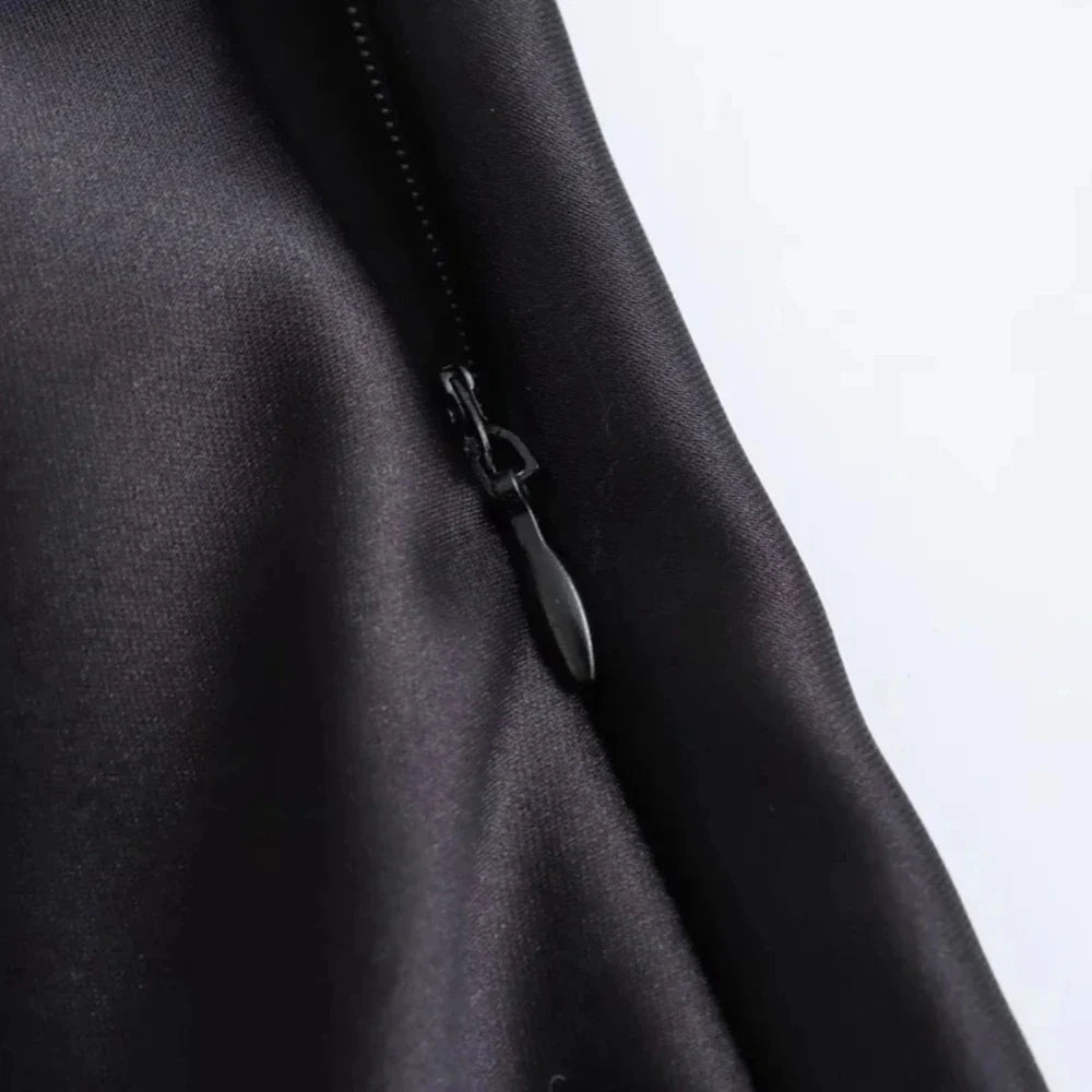 שמלת מקסי סאטן בעיטור פאייטים בחלק עליון - מורין