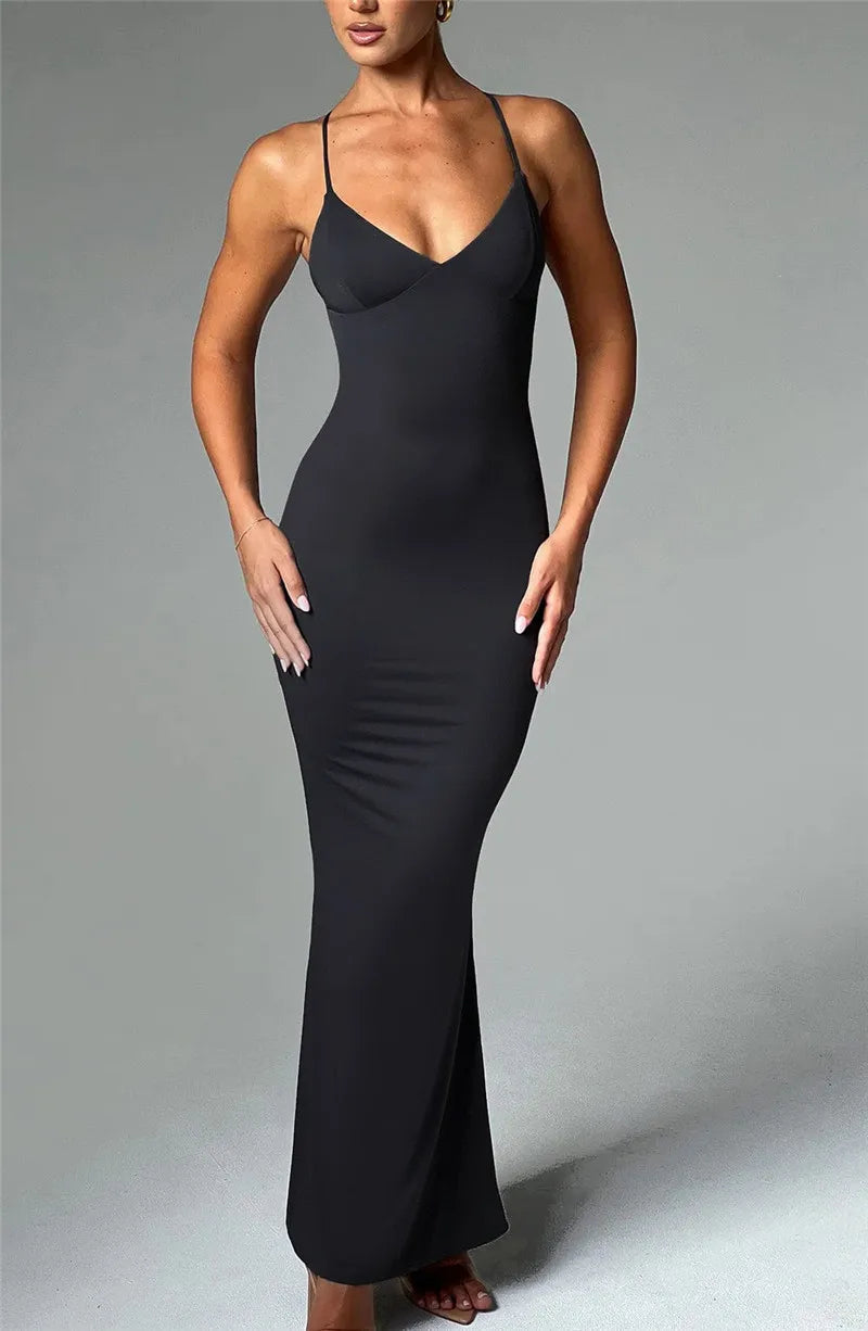 שמלת מקסי צמודה בד מחטב X בגב פתוח - לאיה