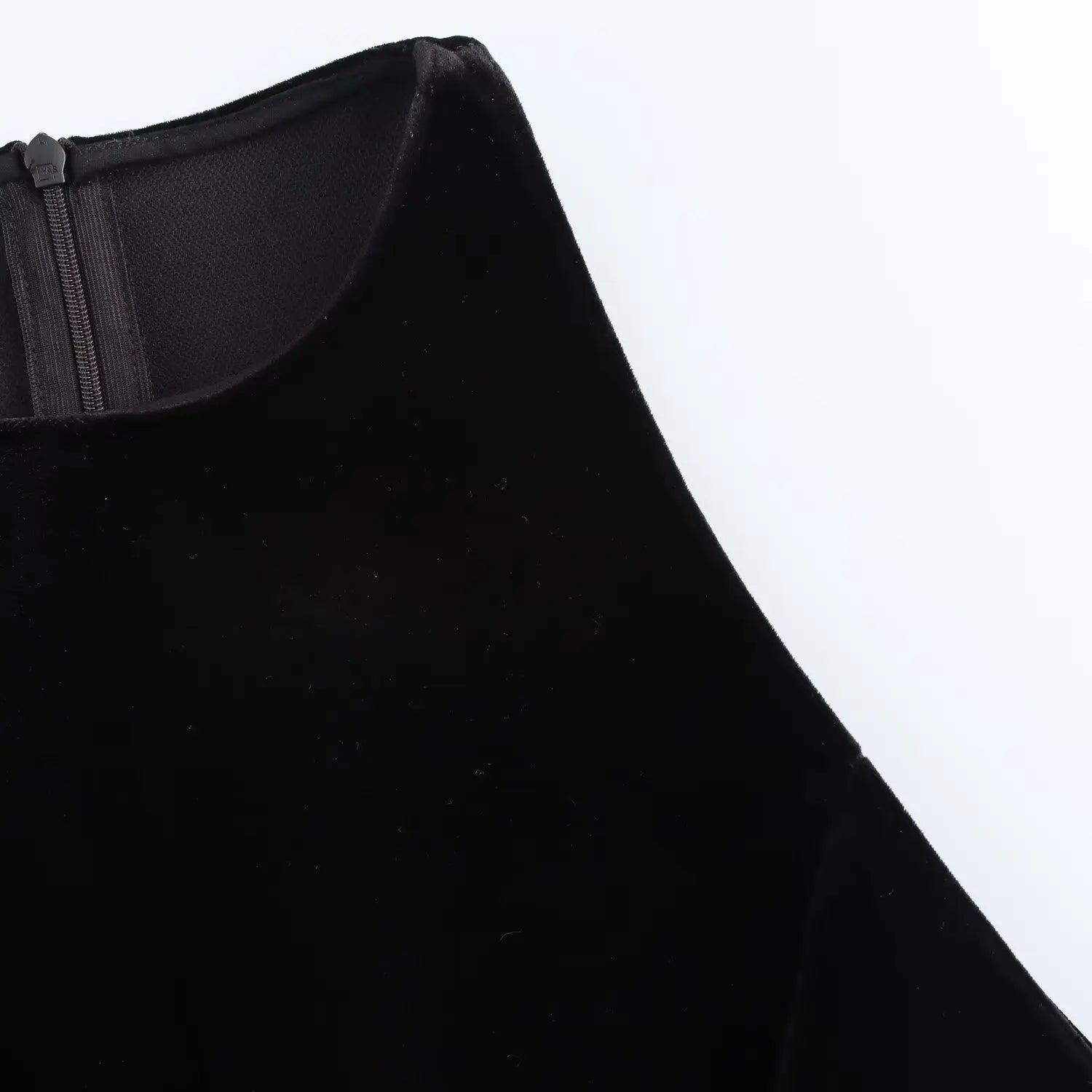 שמלת מיני קטיפה בגזרת A - Sydney