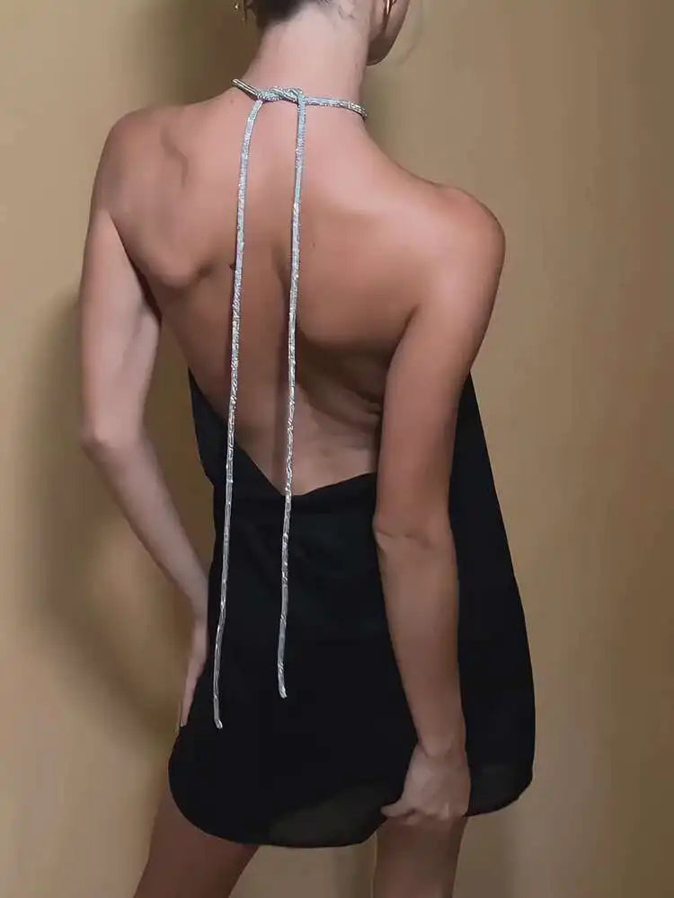 שמלת מיני סאטן בעיצוב חוטי זרקונים מנצנצים לקשירה בצוואר - קולין