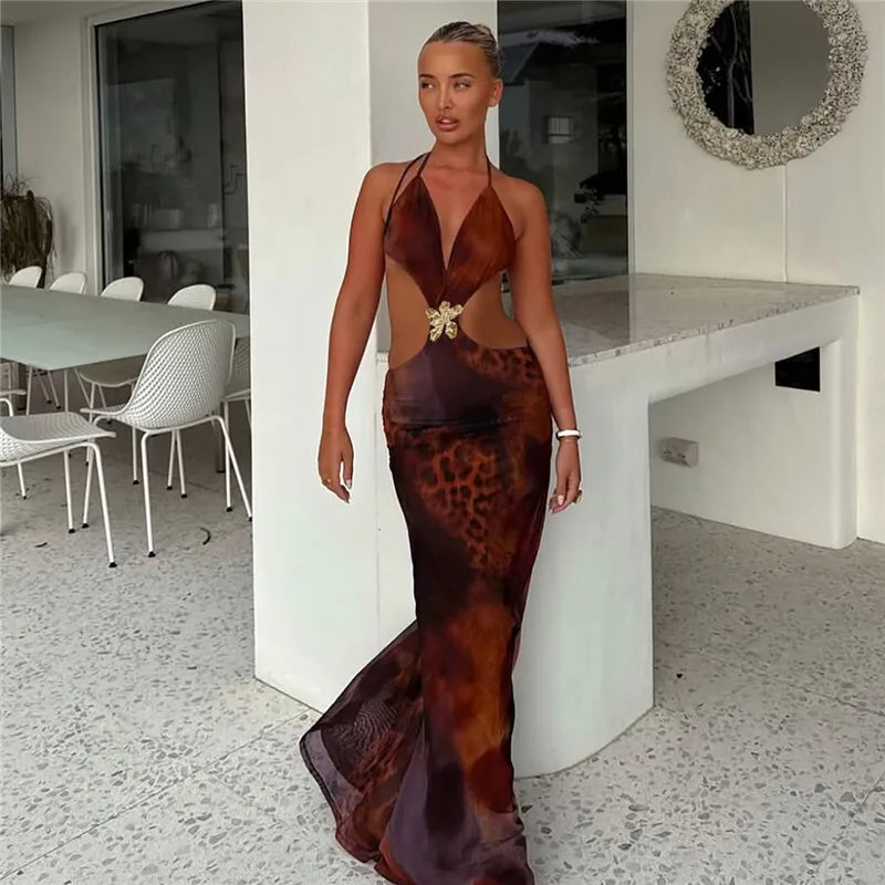 שמלת מקסי בעיצוב הדפס מיוחד בעיטור אבזם פרח - איירס