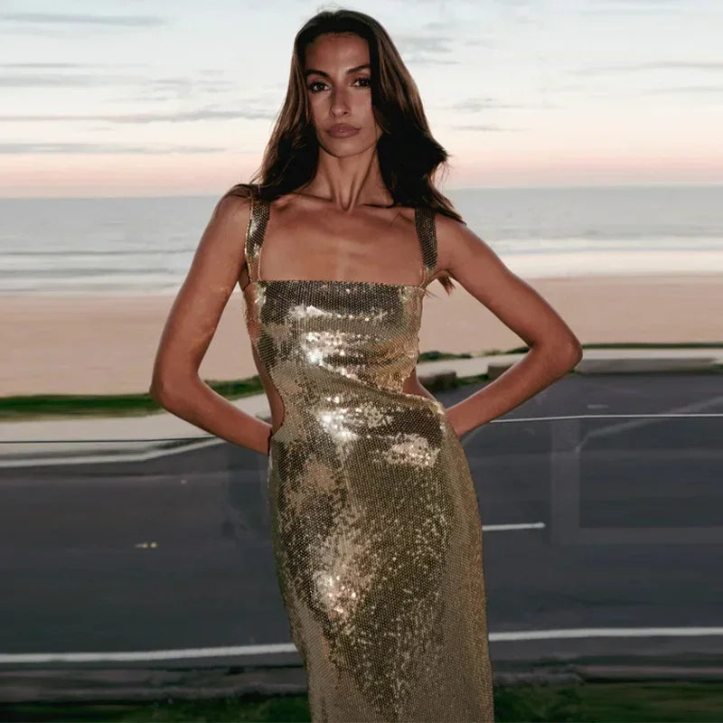 שמלת מקסי פייטים בעיצוב גב ומותן פתוח - Catalina