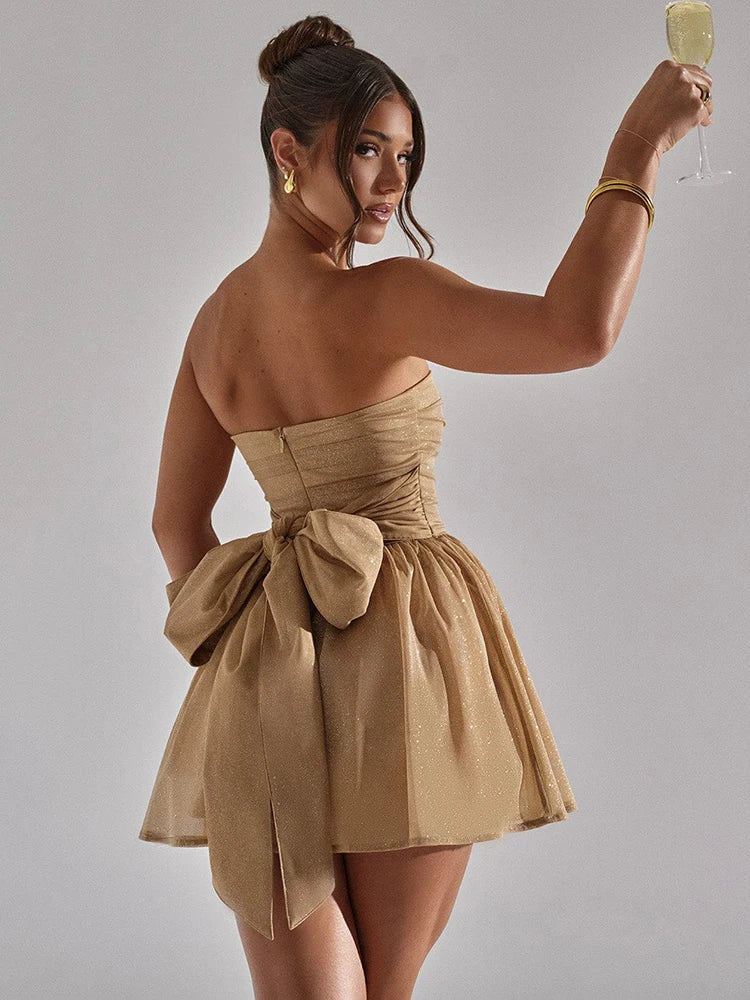 שמלת מיני סטרפלס נצנצים בעיטור קשירה מאחורה - דיימונד