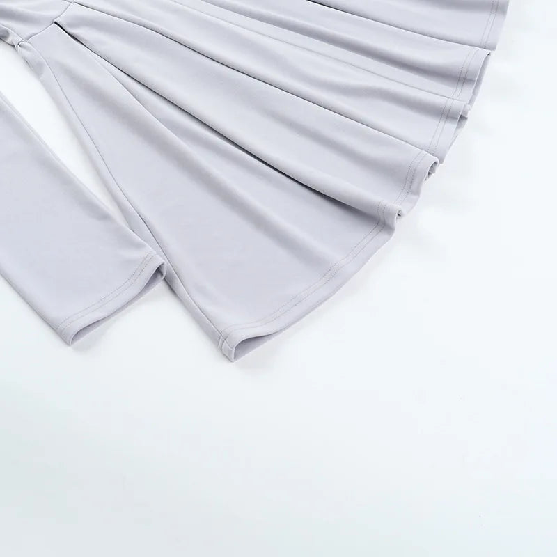 שמלת מיני מחויטת בגזרת A בעיצוב מחשוף - נעמי