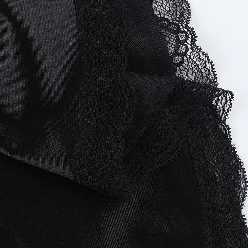 שמלת מיני סאטן בגזרת A בעיטור תחרה - Meilani