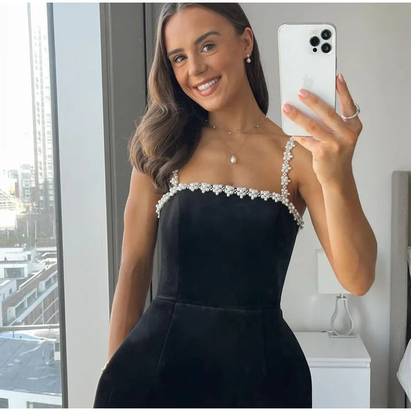 שמלת מיני קטיפה בעיטור פנינים - Vera