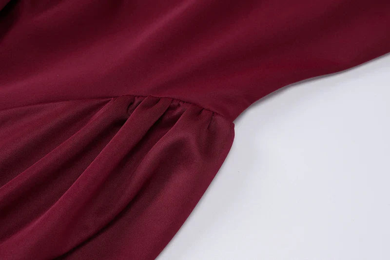 שמלת מיני בגזרת A מחשוף V קשירה בצוואר - יולנדה