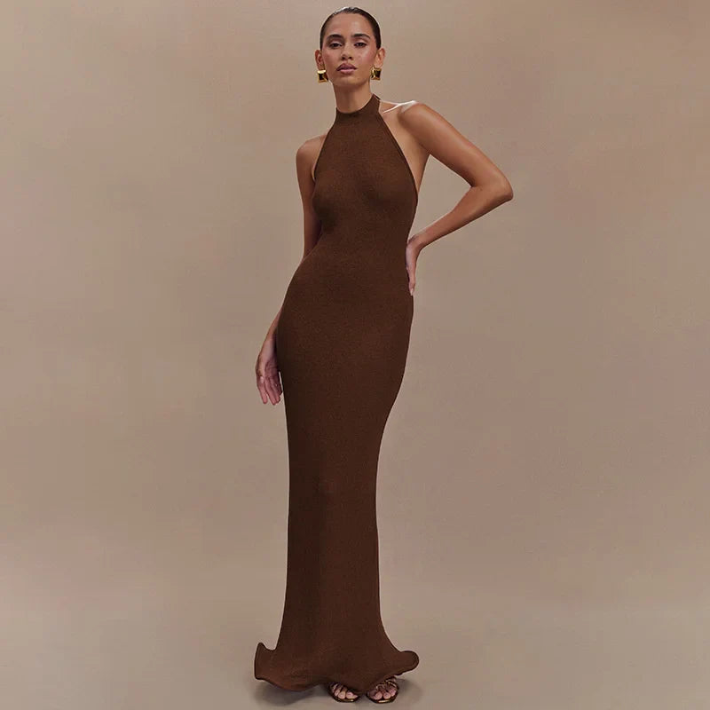 שמלת מקסי קולר קשירה בצוואר בעיצוב גב פתוח וגלים - מאקסימה