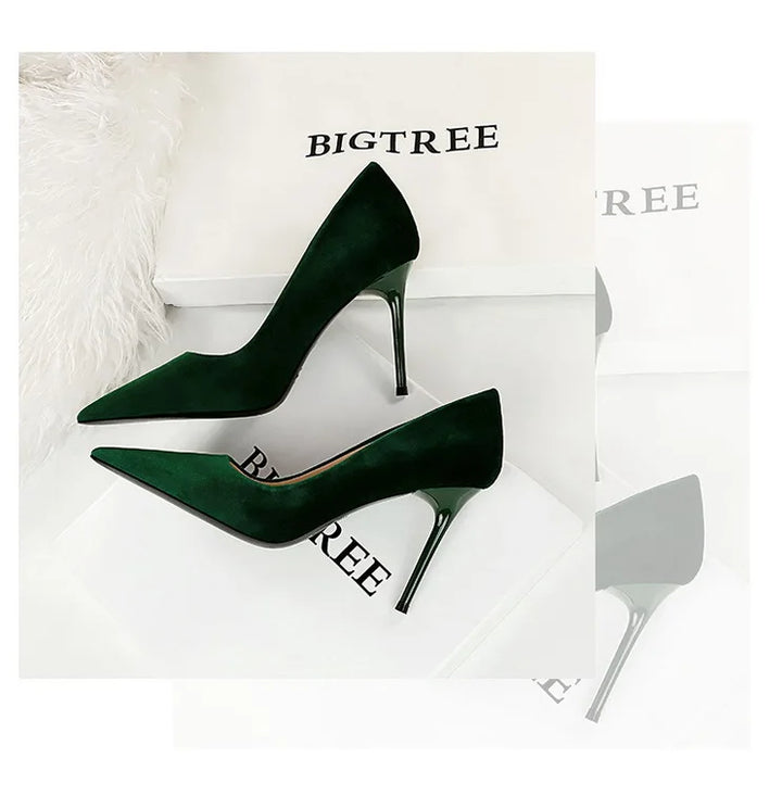 Pointed velvet fabric high heel shoes - Lunar