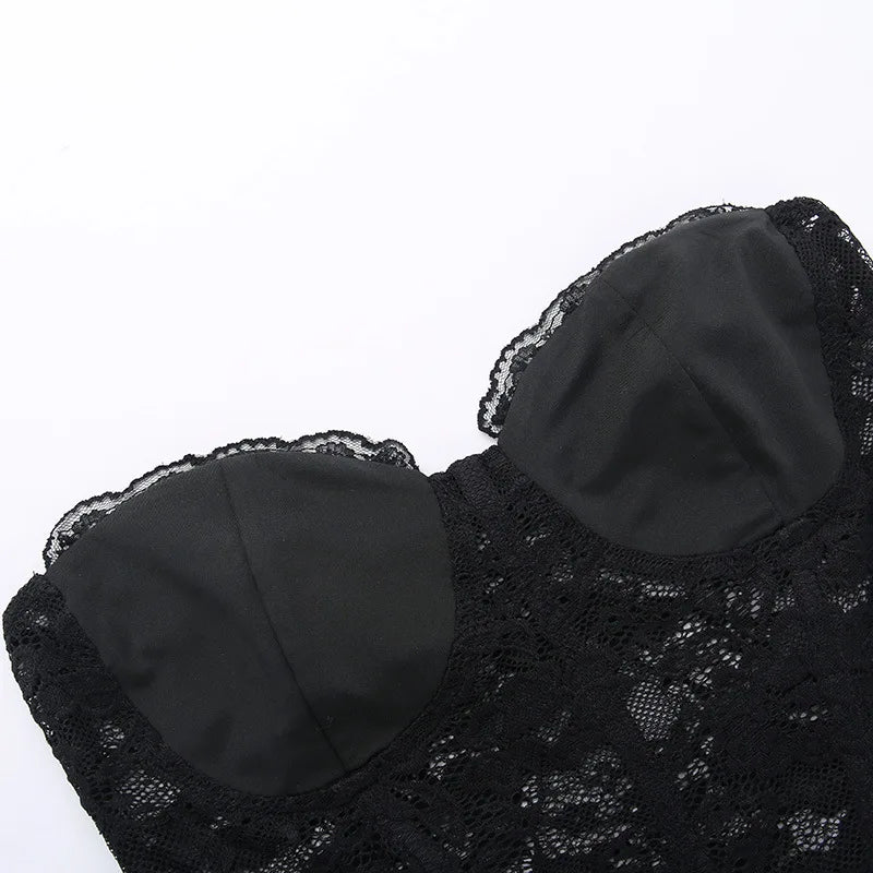 אוברול סטרפלס מכנסיים קצרים בעיטור מחוך תחרה - Alex