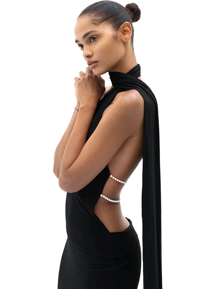 שמלת מקסי בעיטור שרשרת בגב קשירה בצוואר - Annalise