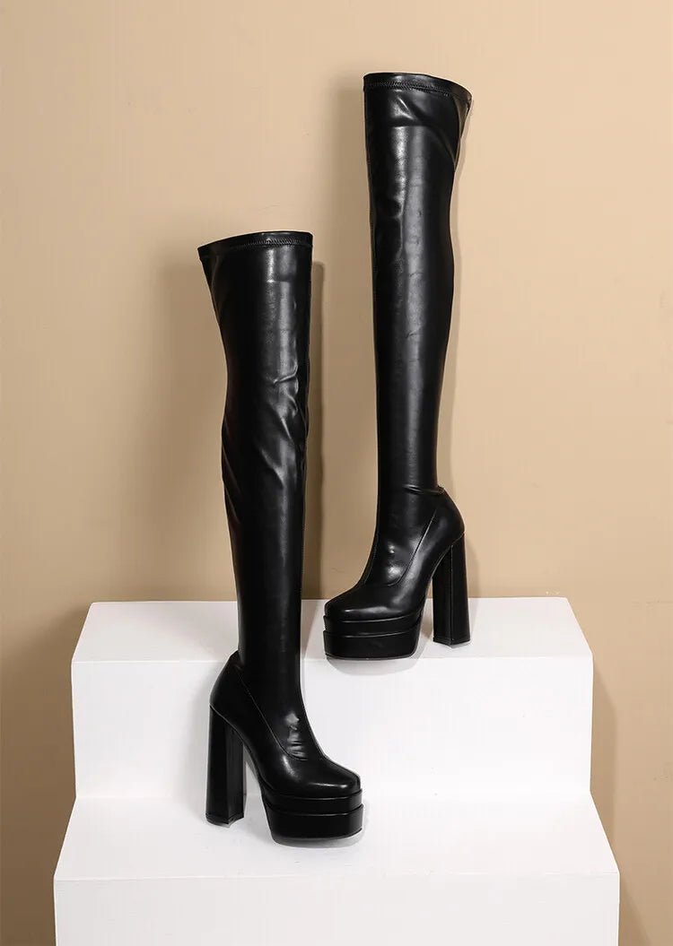 מגפי עקב גבוהים - סינדי